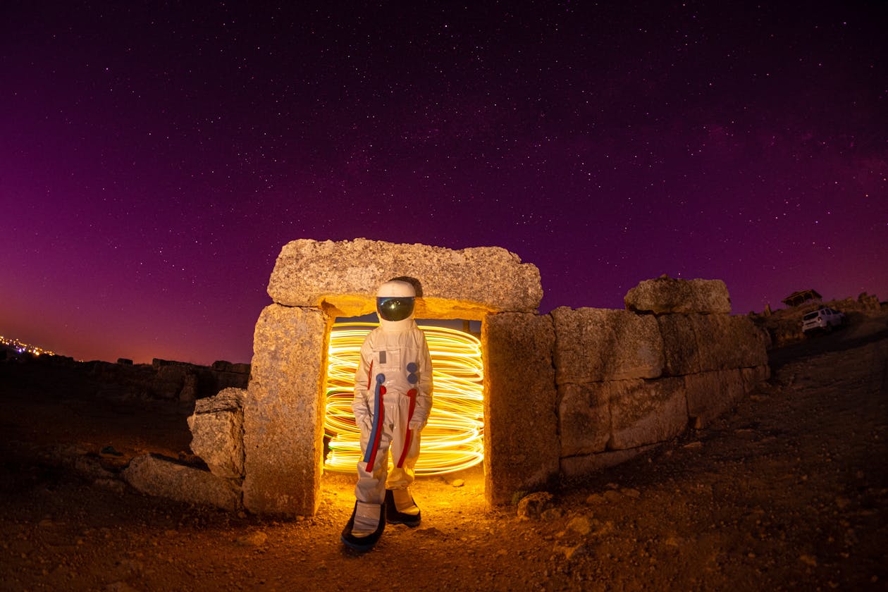 Alternate Realities: 8 Chilling Personal Experiences